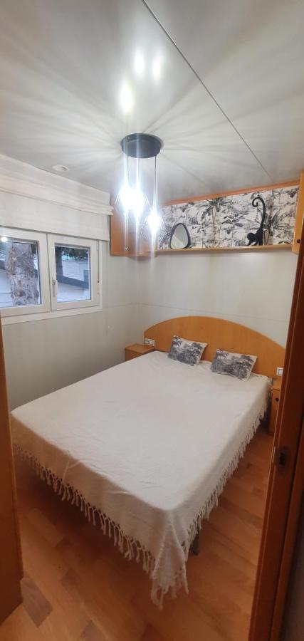 Mobil Home Dans Camping Saillagouse Exterior photo
